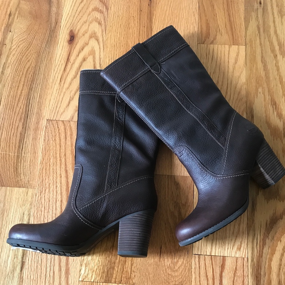 COPY - ✨NWT✨ TIMBERLAND LEATHER BOOTS✨